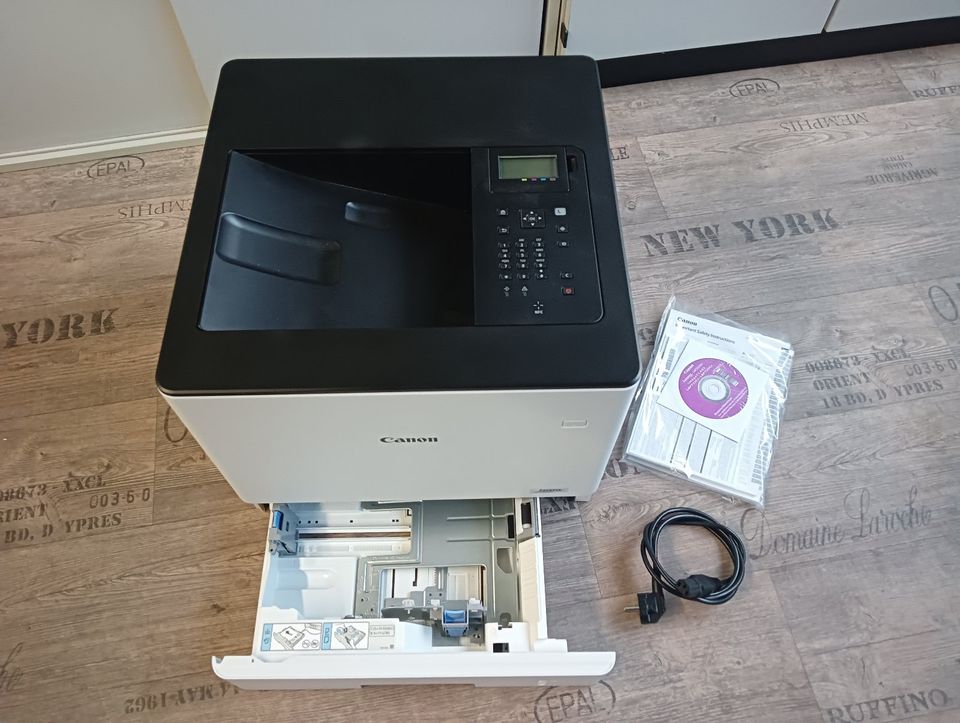 Canon i-SENSYS LBP722Cdw Farblaserdrucker in Dresden