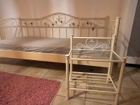 Vintage Metallbett mit Nachttisch❗️❗️ Rheinland-Pfalz - Westerburg Vorschau