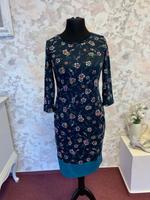 geblümtes Kleid von Gina, Gr. 38 Niedersachsen - Ankum Vorschau