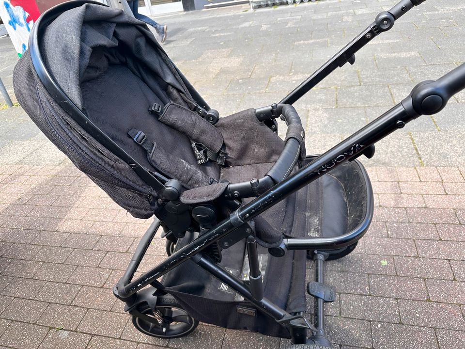 Kinderwagen Moon in Duisburg