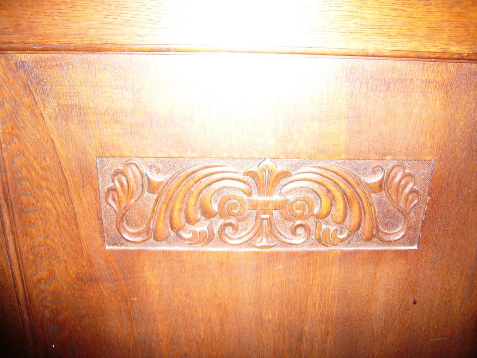 Jugendstil Buffet Schrank Küchenbuffet in Kiel