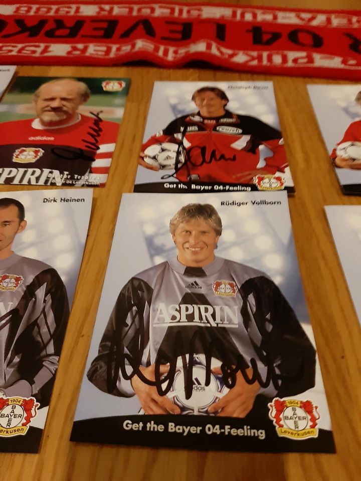 autogrammkarten bayer leverkusen saison 1998/99 in Leipzig