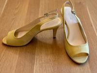 Pumps Slingpumps Gelb Gr. 39 fast wie neu Nordrhein-Westfalen - Meerbusch Vorschau