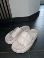 hellbeige Schlappen/Hausschuhe/Badelatschen - Gr. 37/38 - H&M Niedersachsen - Seevetal Vorschau