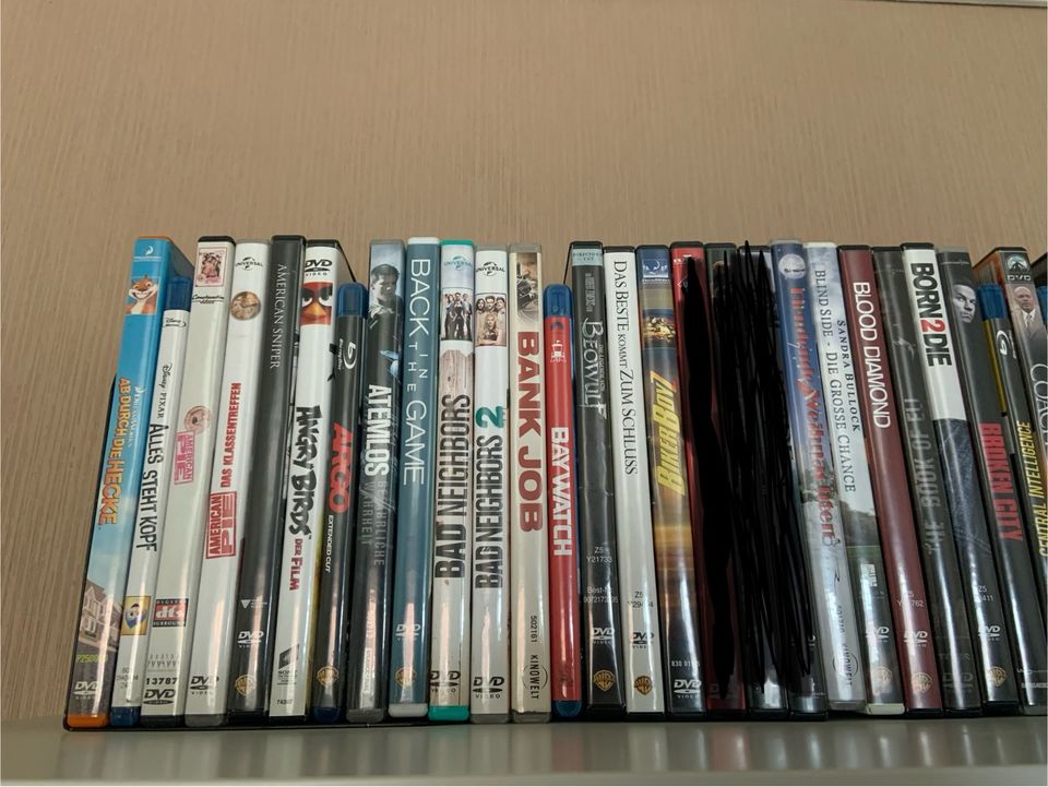 Verschiedene Filme (kein FSK 18) DVDs + Blurays in Gnarrenburg