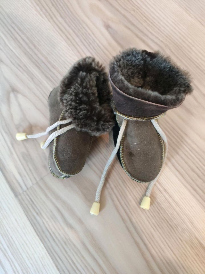 Gefütterte Babyschuhe Winter Stiefel in Aremberg