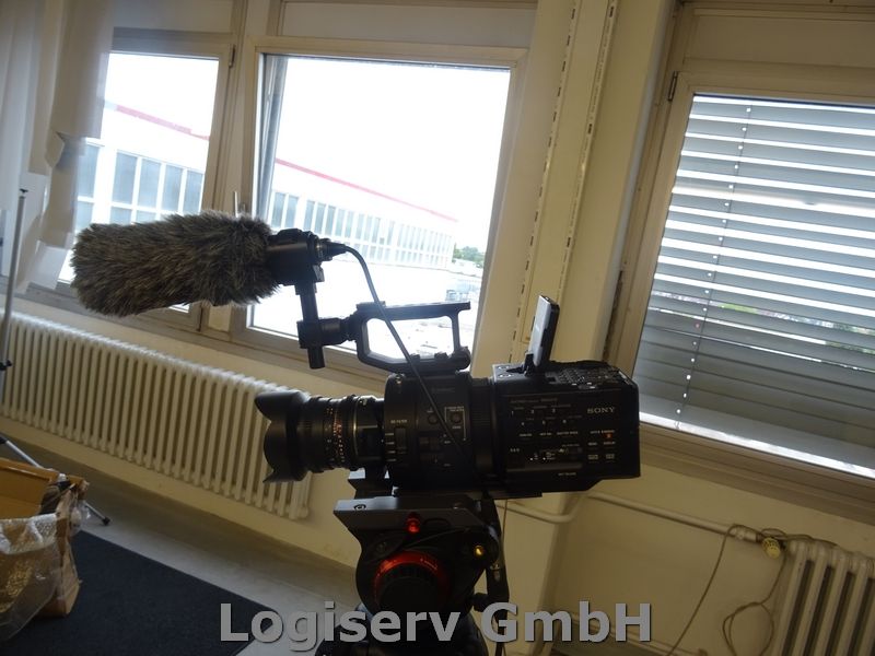 Sony NEX-FS700R Camcorder Fotoausrüstung Stativ Objektive in Möglingen 