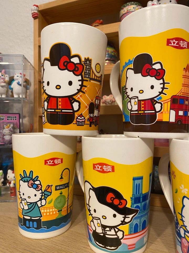 Sanrio Hello Kitty Tassen Set in Herne