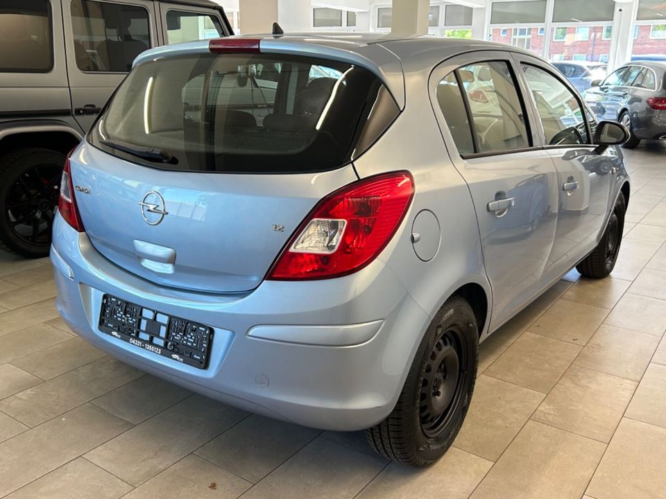 Opel Corsa D Edition in Rendsburg