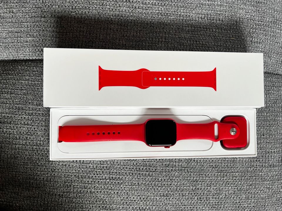 Apple Watch Series 6 Rot 44 mm LTE in Schöneiche bei Berlin