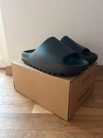 Yeezy Slide Onyx EU 44,5 / US 10 Nürnberg (Mittelfr) - Röthenbach b Schweinau Vorschau