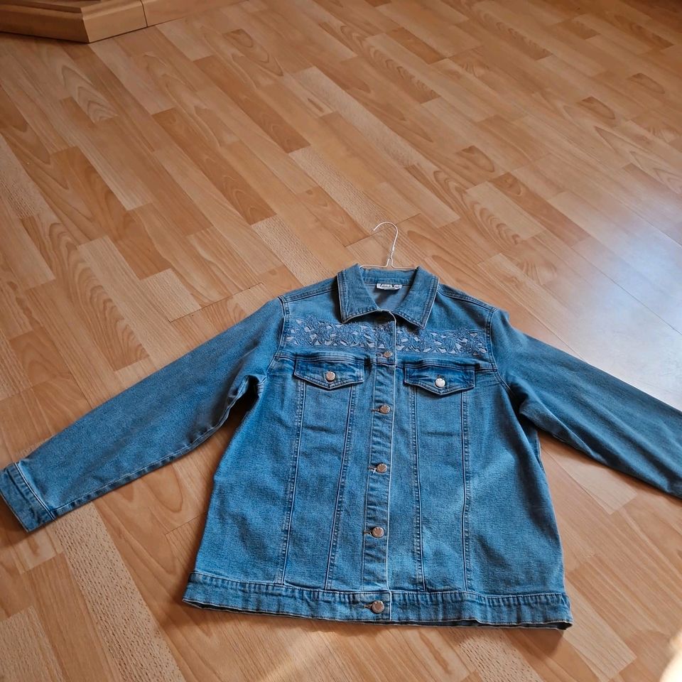 Laura Kent Damen Jacke Übergangsjacke 40 / 42 hell blau in Sachsen-Anhalt -  Arendsee (Altmark) | eBay Kleinanzeigen ist jetzt Kleinanzeigen