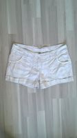 leichte Shorts Hotpants Sommer ecru creme kariert Gr. L Madonna Friedrichshain-Kreuzberg - Friedrichshain Vorschau