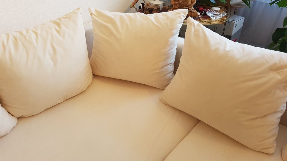 Sofa, Couch, Ecksofa, Eckcouch, 3 sitzer mit 5 Kissen und Recamie in Bonn