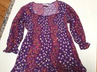 wunderschöne Blümchenbluse Rüschenbluse Bluse 158 164 170 Neu Niedersachsen - Osterholz-Scharmbeck Vorschau