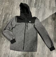 H&M Softshell Jacke Gr.170 sehr guter Zustand Nordrhein-Westfalen - Oberhausen Vorschau