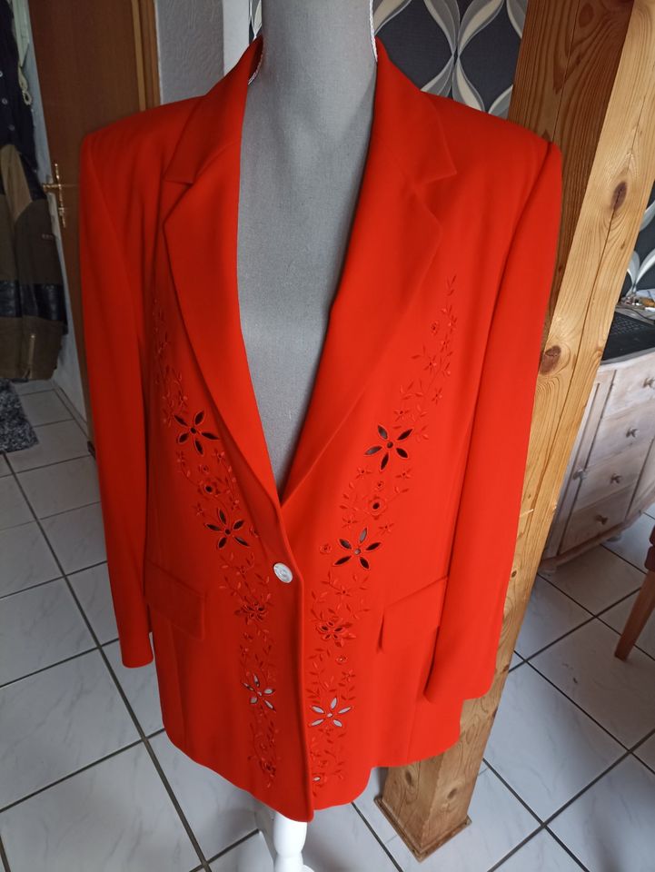 Escada Blazer Klassisch in Erkelenz