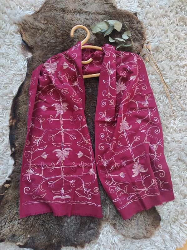 Festes Tuch Schal Sommer Vintage rot Bordeaux blumenmuster in Braunschweig