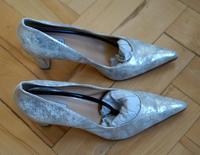 Schuhe, Pumps, High Heels Donna Piu 40,5 NEU Düsseldorf - Unterbach Vorschau