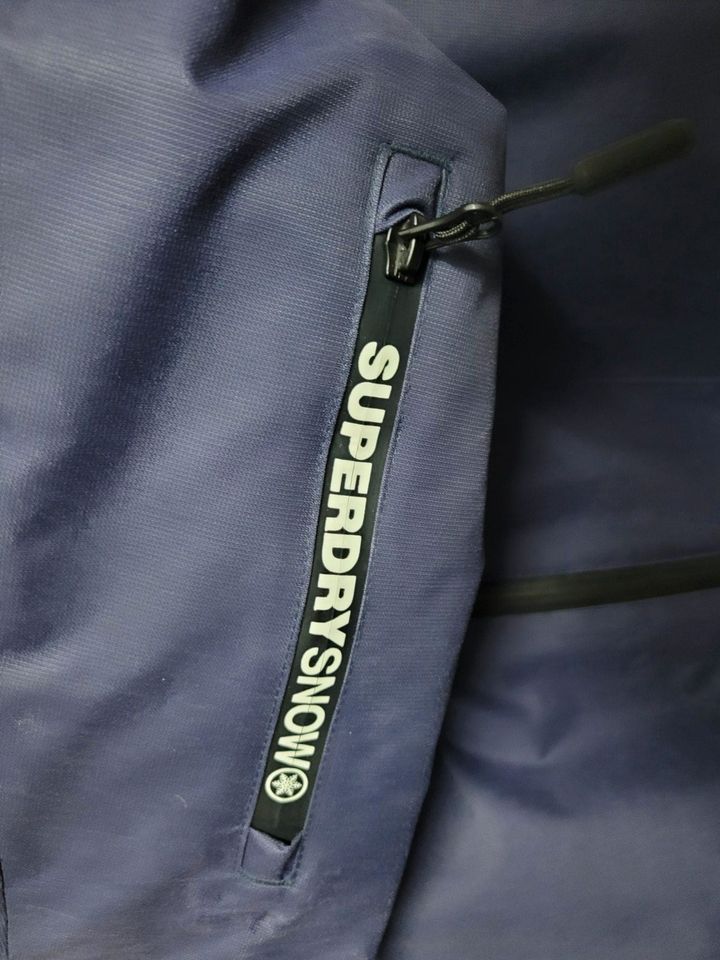 Superdry Snow Jacke mit Innenjacke blau neon gelb in Lorsch