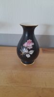 Kleine schwarze Vase mit rosa Rose Dithmarschen - Eddelak Vorschau