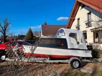 Kleines Kajütboot mit Trailer und 15 PS Motor Brandenburg - Wandlitz Vorschau
