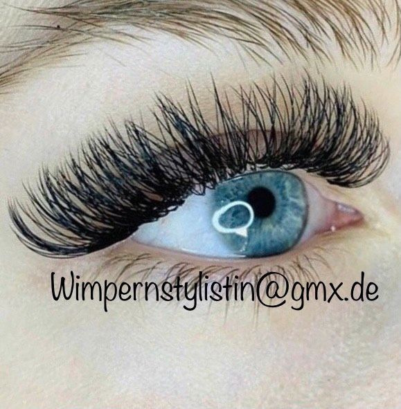 Uv Wimpernverlängerung Uv Wimperverdichtung Nagelstudio in Mömbris