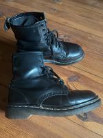 Dr. Martens 8-Loch Boots Lackleder schwarz Gr.37 Vintage Kult Brandenburg - Falkensee Vorschau