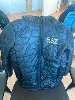 EA7 Jacke im sehr guten zustand habe 2 auf lager München - Ramersdorf-Perlach Vorschau