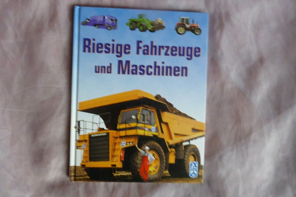 Riesige Fahrzeuge und Maschinen, FX Schmid in Wanderup