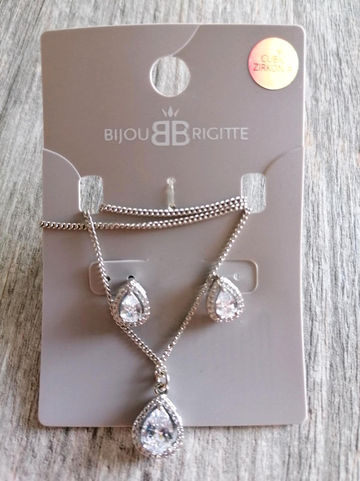 Zirkonia Kette Brigitte Bijou in Oschatz