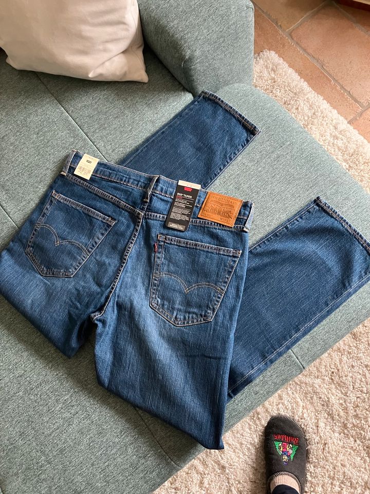 Levi‘s Jeans 502  Taper neu Gr. 36  Länge 32 in Ketzin/Havel