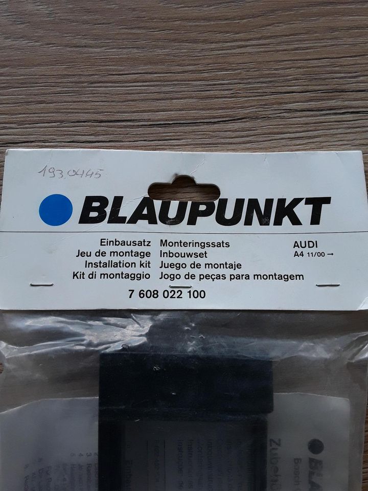 Blaupunkt  Autoradio Einbausatz für AUDI A 4 in Brilon