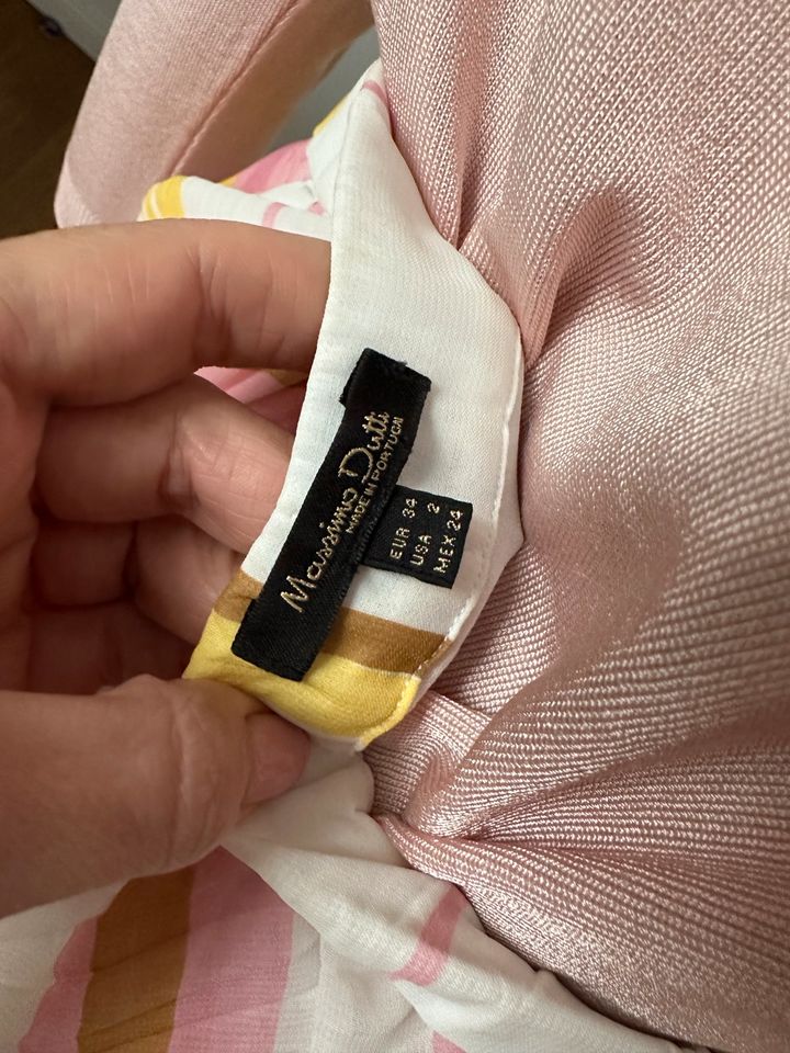 Massimo Dutti Faltenrock Plissee Rock Zara cardigan Rosa gelb in Düsseldorf