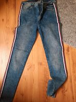 Blaue Jeans Nordrhein-Westfalen - Rees Vorschau