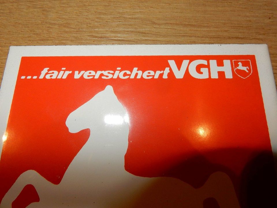 neues altes Emailleschild Schild Emaille: ... fair versichert VGH in Hagenburg