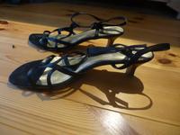 Riemchen-Sandalen/ Sandaletten, Esprit, Festlich, Gr. 38 Hessen - Kassel Vorschau