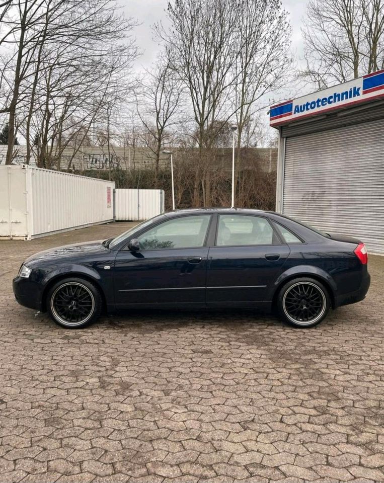 Audi a4 8E 2.4l v6 in Lehrte