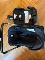 Doona Plus Babyschale inkl. Isofix-Station – Top Zustand! Frankfurt am Main - Nordend Vorschau