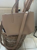 Calvin Klein Tasche beige wie neu Damen Handtasche Umhängetasche Nordrhein-Westfalen - Marl Vorschau