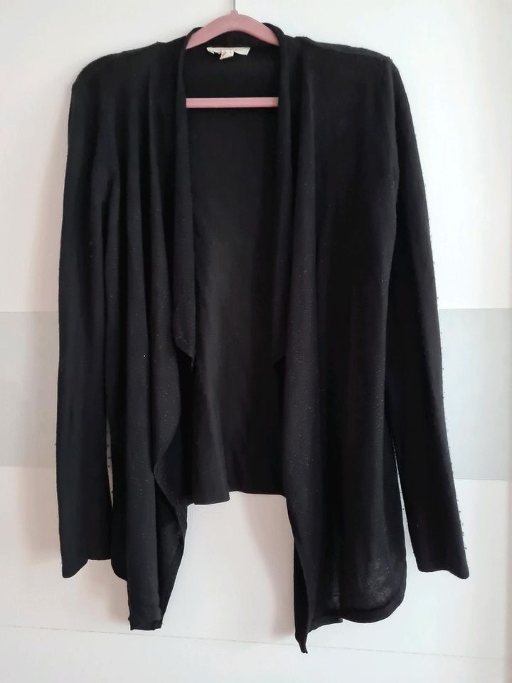 Esprit Strickjacke Cardigan Gr M schwarz Glitzer * wie NEU * in Teistungen