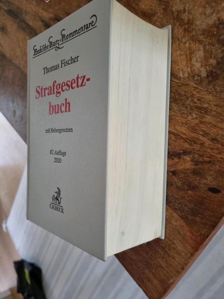 Beck'sche Kurz Kommentare.Fischer Strafgesetzbuch StGB 67, 2020 in Kirchhain