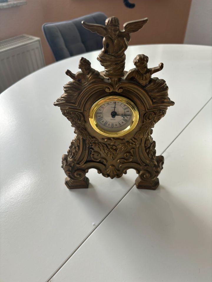 Uranio Vintage Uhr in Schwarmstedt