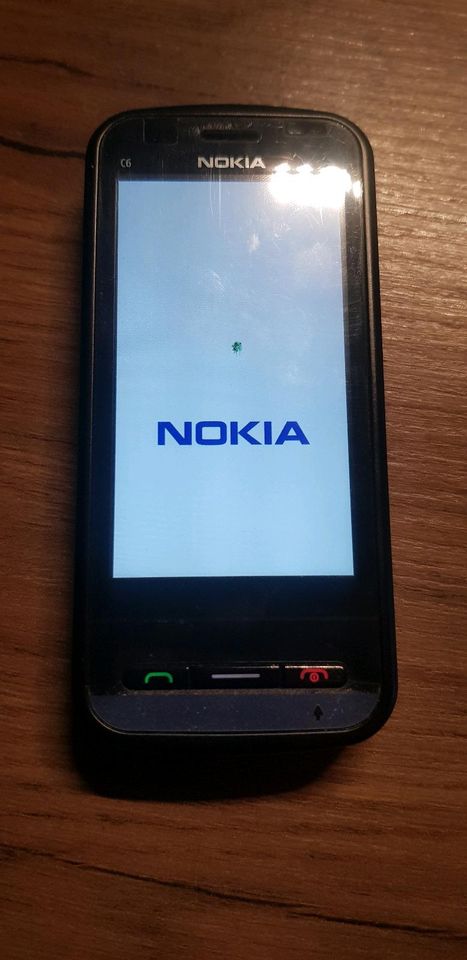 Nokia Handy, mit Netzteil, Akku, als Ersatzteilspender abzugeben. in Bönen