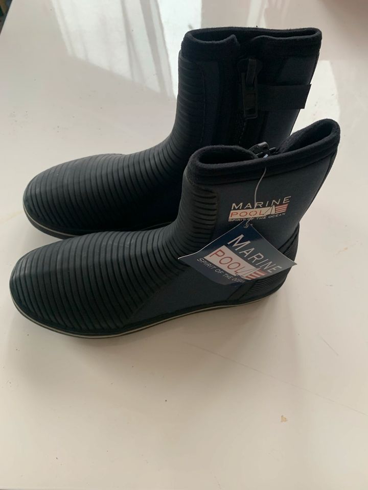 MARINEPOOL Neopren Schuhe NEU verschiedene Größen ab 29,9€ [1868] in Rosdorf