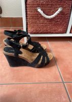 fast neu Graceland 38 schwarz Peeptoes Pumps Sandalen Keilabsatz Sachsen-Anhalt - Magdeburg Vorschau