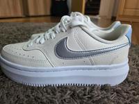Nike Sneaker Court Vision Alta Gr.38 Thüringen - Waltershausen Vorschau