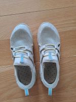 Decathlon Sandalen Turnschuhe 34 Nordrhein-Westfalen - Soest Vorschau