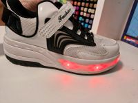 HUSKSWARE Rollschuhe mit LED, Schuhe mit Rollen Gr. 39 Nordrhein-Westfalen - Krefeld Vorschau