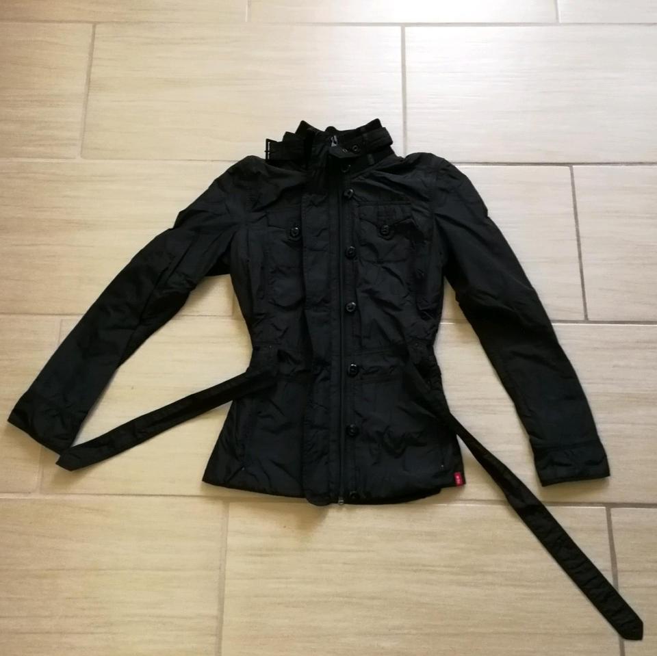 Regenjacke Esprit Gr. XS tailliert Trenchcoat Jacke Mantel in Coburg